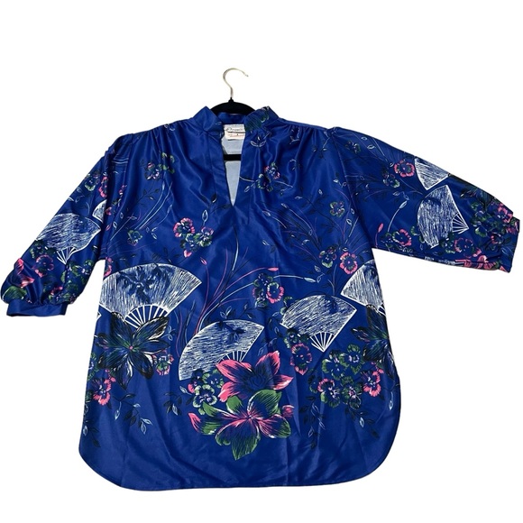 pennyLou Tops - PennyLou - Womens Vintage Oriental Floral Top Sz MD